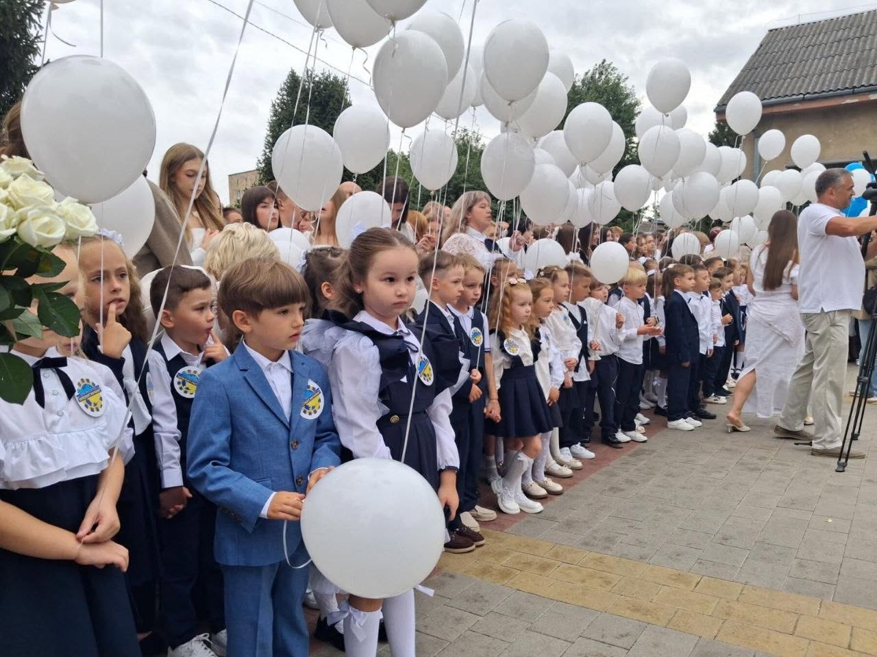 Новини Тернополя - фото з З креативом і традиціями: ТОП-10 фото з Дня знань у соцмережах
