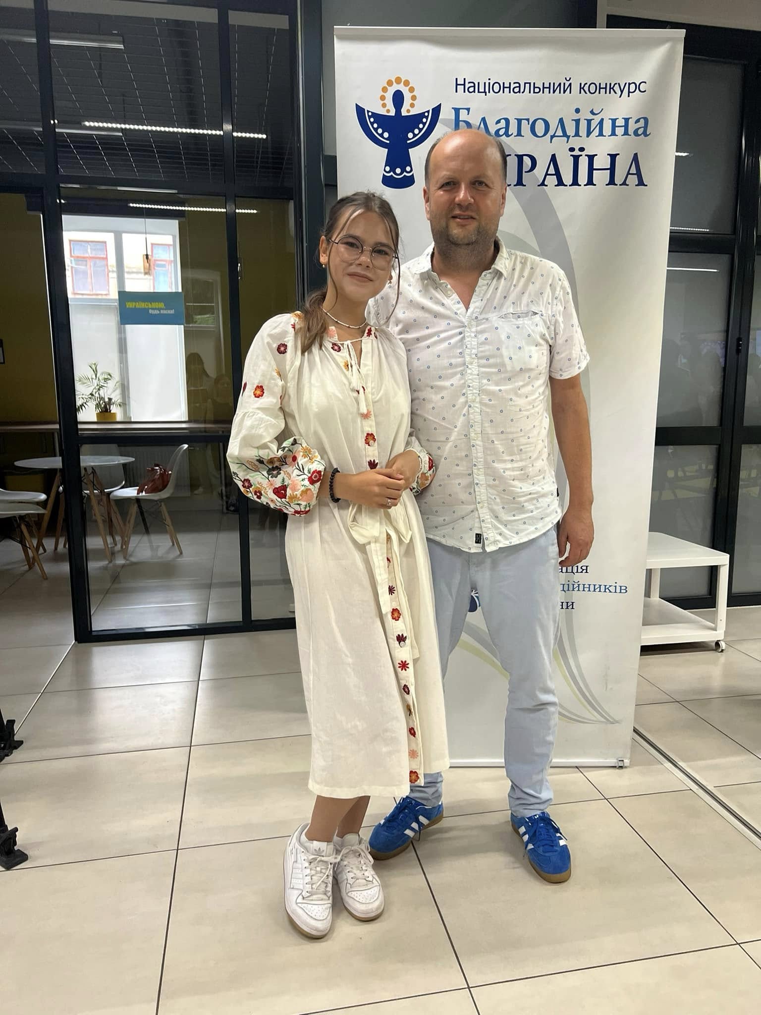 Новини Вінниці - фото з «Навіть з обшуками приходили»: хто хейтить волонтерку, яка дала 200 концертів на підтримку оборонців?