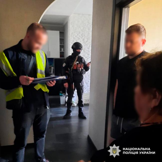 Новини Вінниці - фото з Двоє братів із Вінниччини створили у Києві підпільну гральну мережу. Заробляли до 15 мільйонів на місяць