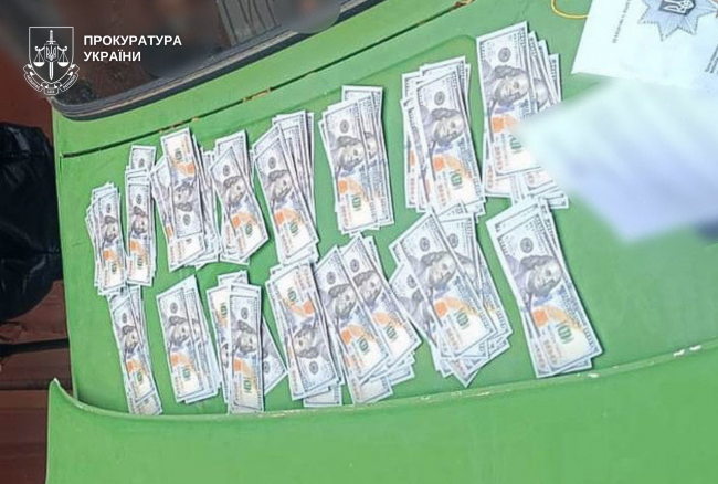 Новини Вінниці - фото з На Вінниччині жінка за $15 тисяч уклала фіктивний шлюб, щоб чоловік міг виїхати за кордон