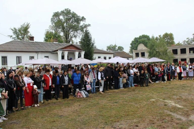 Новини Житомира - фото з На Житомирщині відбувся V гастрофестиваль «Білий борщ і не тільки», який об'єднав мешканців 14 областей