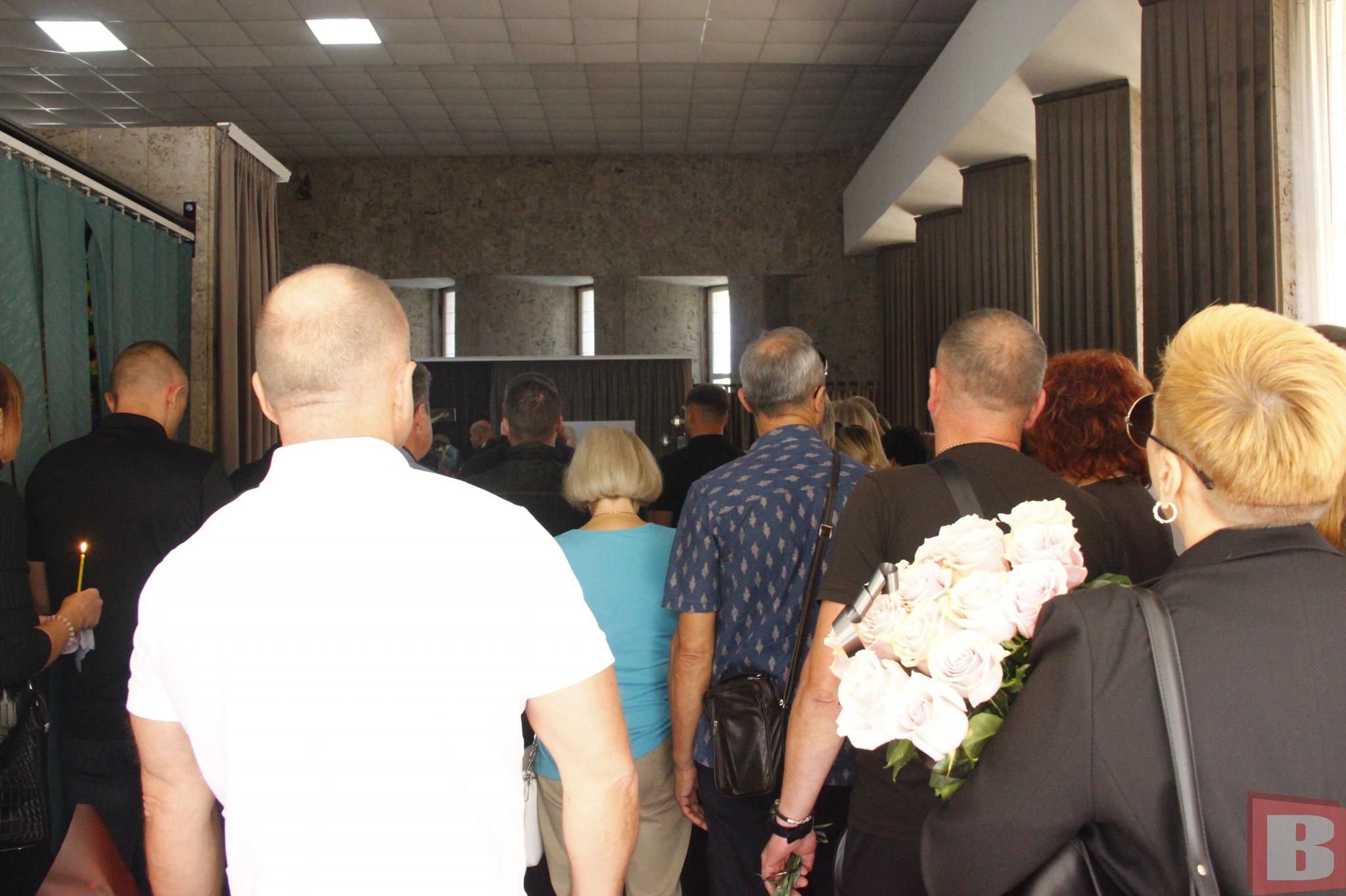 Новини Хмельницького - фото з Попрощалися з хмельницьким бізнесменом Віктором Вікарчуком