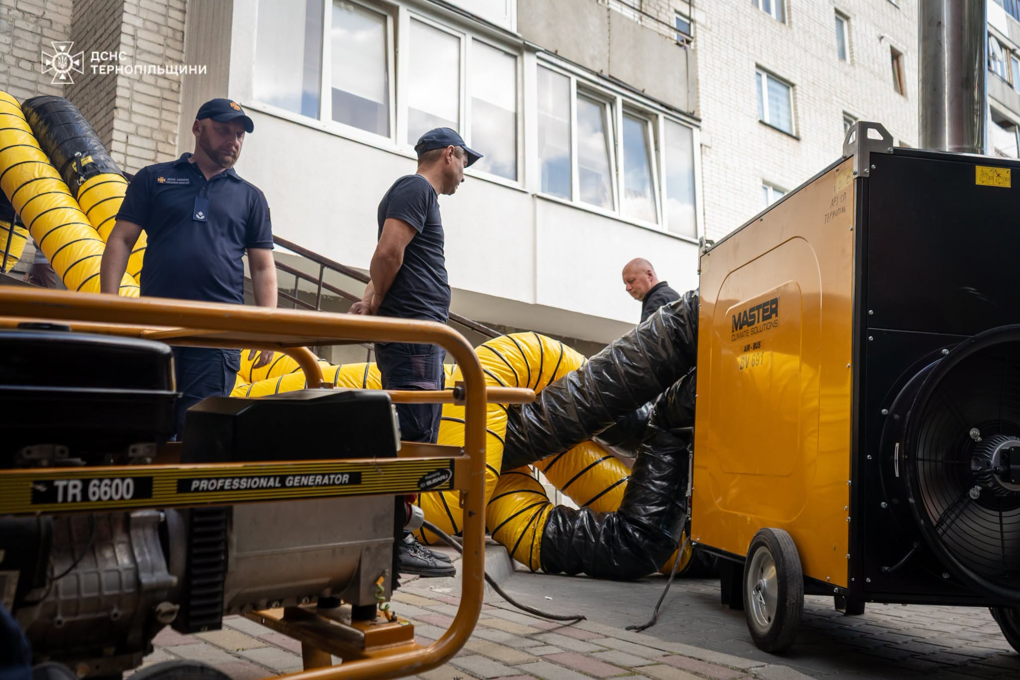 Новини Тернополя - фото з Масові відключення та Пункти незламності : у Тернополі готуються до надзвичайних ситуацій взимку