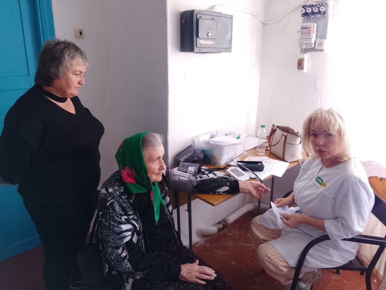 Новини Житомира - фото з Щоб лікар був поруч: компанія «Акріс Агро» організувала медогляди для мешканців Житомирщини