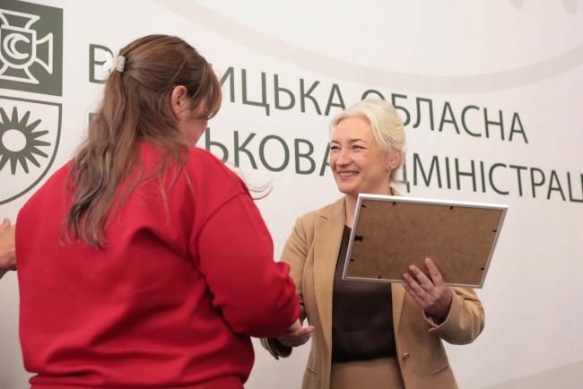 Новини Вінниці - фото з По 200 тисяч на власну справу: 13 підприємців Вінниччини отримали гранти