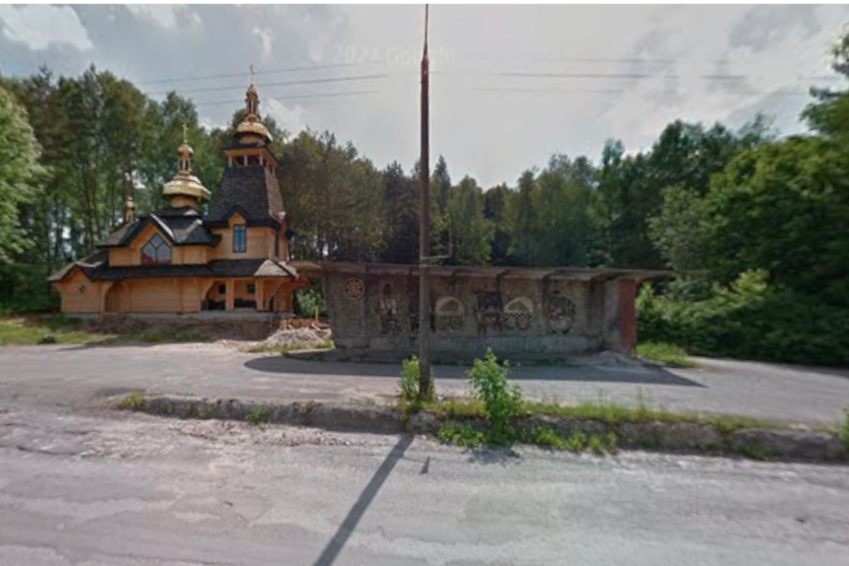 Новини Тернополя - фото з За майже 10 мільйонів можуть продати стару зупинку на Львівській