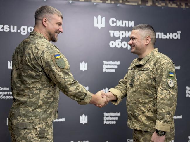 Новини Вінниці - фото з Дмитро Бізонич залишає посаду командира 120-ї бригади ТрО. Хто його замінить
