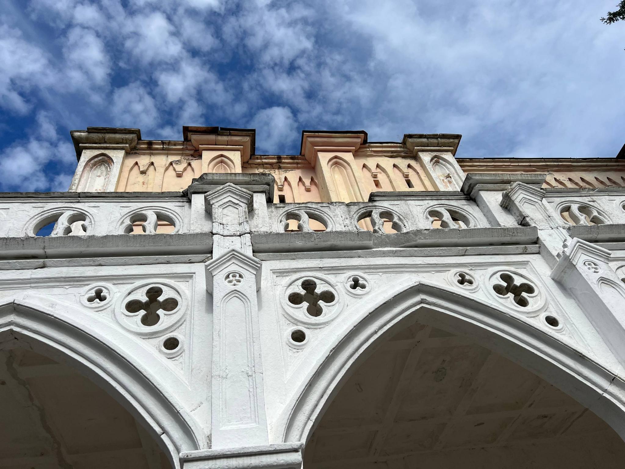 Новини Вінниці - фото з Підземний хід до костелу та скарб у ставку: які легенди зберігає палац у Чернятині?