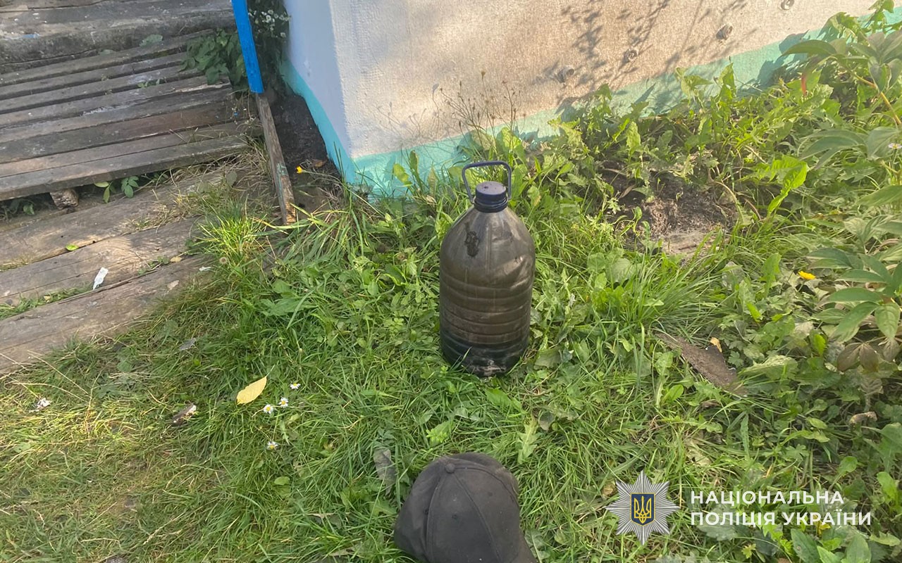Новини Тернополя - фото з На Тернопільщині після сварки з дружиною підпалив буднок і сам отримав 60% опіків тіла