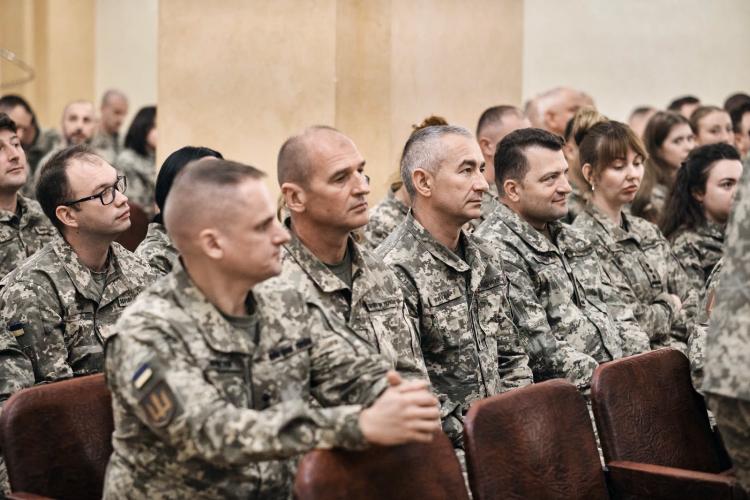 Новини Вінниці - фото з Михайло Драпатий представив нового командувача Медичних сил ЗСУ. Ним став полковник із Вінниці