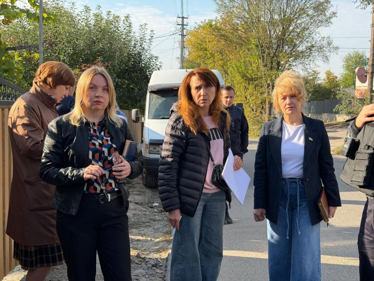 Новини Вінниці - фото з У Жмеринці після збиття дрона пошкоджені п’ять будинків: на подвір’ях знайшли нерозірвані боєприпаси