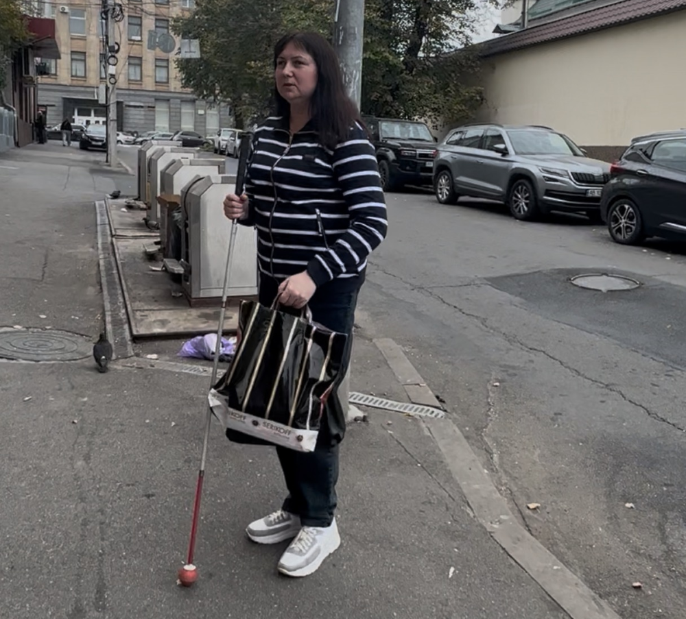 Новини Вінниці - фото з «А ти, Макар, у Карпати не їдеш»: чому незряча мама учня шукала департамент освіти?