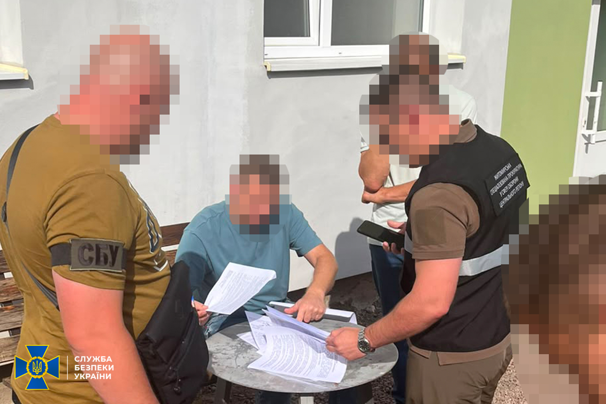 Новини Житомира - фото з На Житомирщині судитимуть експосадовця РТЦК та його спільника-депутата, яких СБУ викрила на хабарях за зняття з розшуку військовозобов’язаних