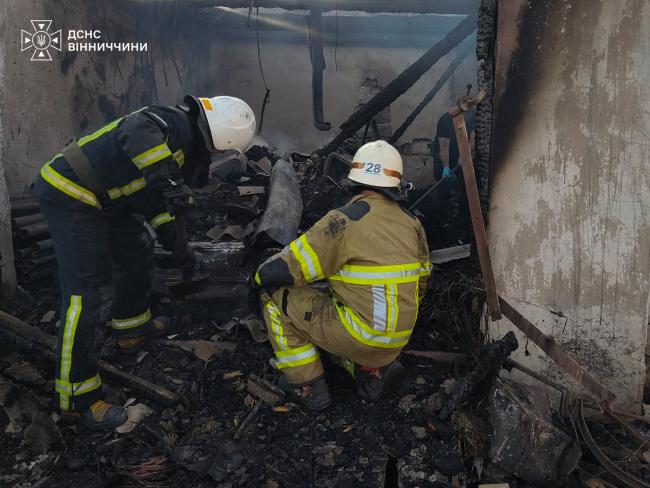 Новини Вінниці - фото з Пожежа у гаражі на Вінниччині забрала життя 52-річного чоловіка