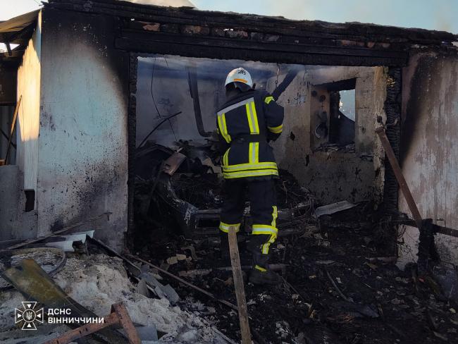 Новини Вінниці - фото з Пожежа у гаражі на Вінниччині забрала життя 52-річного чоловіка