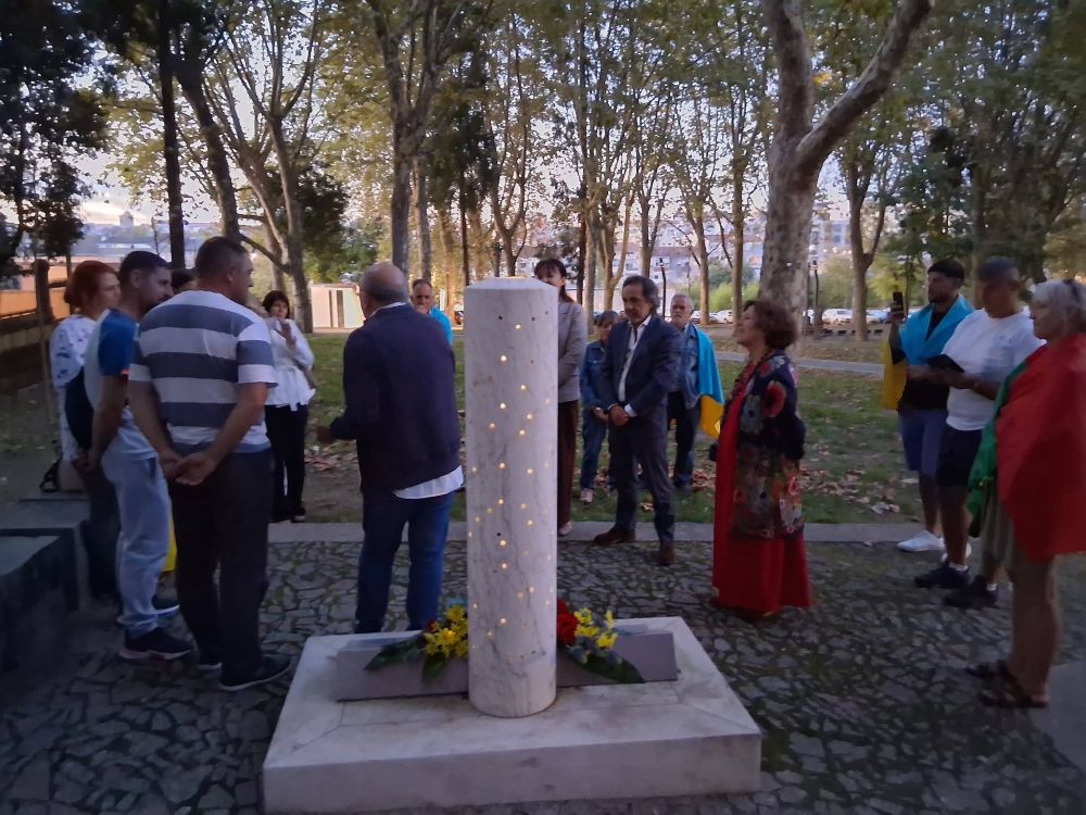 Новини Вінниці - фото з «Йшов на стадіон, а знайшов знак Героям Небесної Сотні»: історія журналіста «20 хвилин» у Португалії
