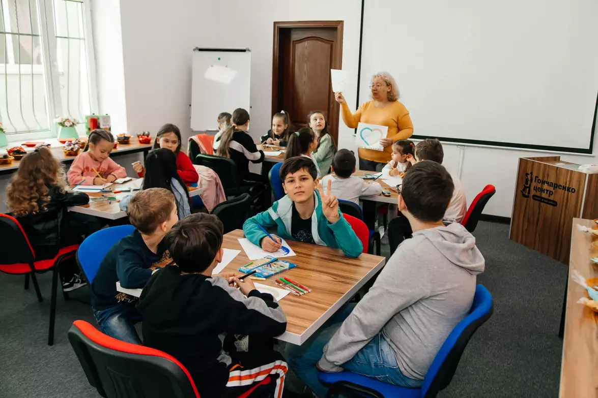 Новини Тернополя - фото з Де у Тернополі вивчити іноземні мови: безоплатні курси та ціни на заняття з репетиторами