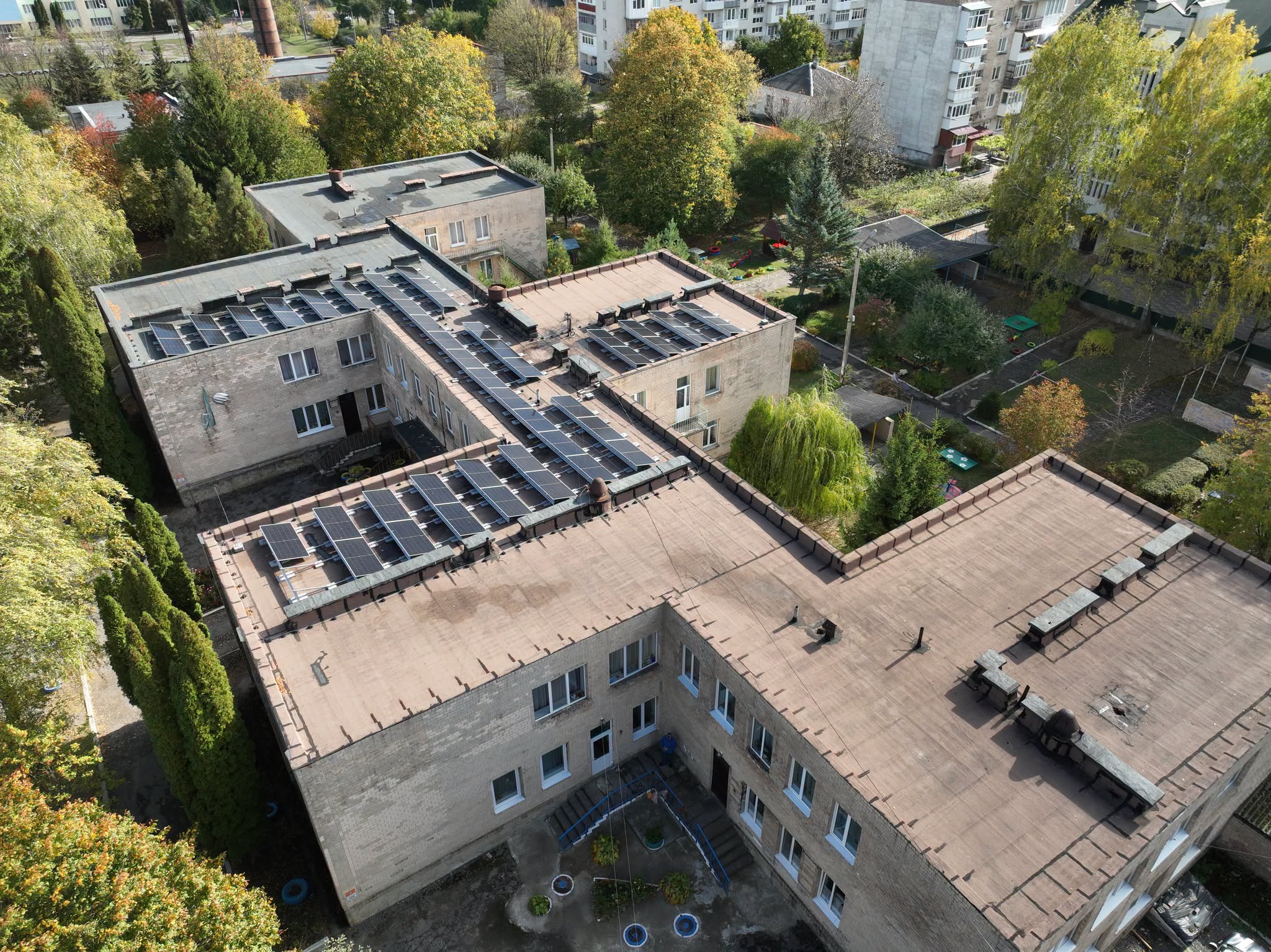 Новини Тернополя - фото з У всіх дитсадках Чорткова встановили сонячні електростанції