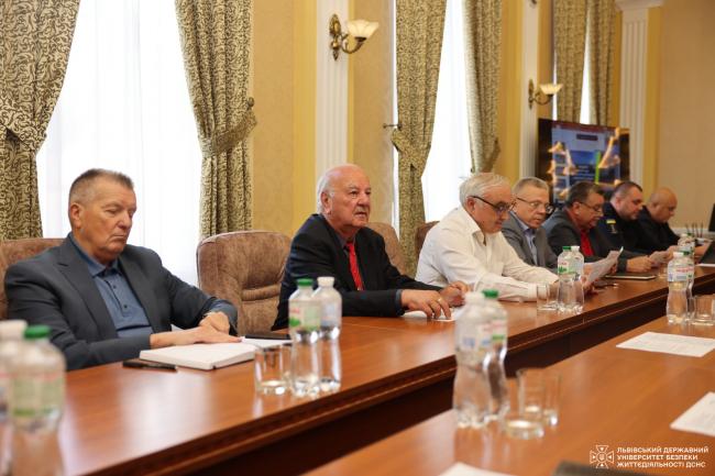 Новини Вінниці - фото з Мільйони на вітер чи нові схеми? У Вінниці замовили черговий проєкт перебудови бази ДСНС на Арабея