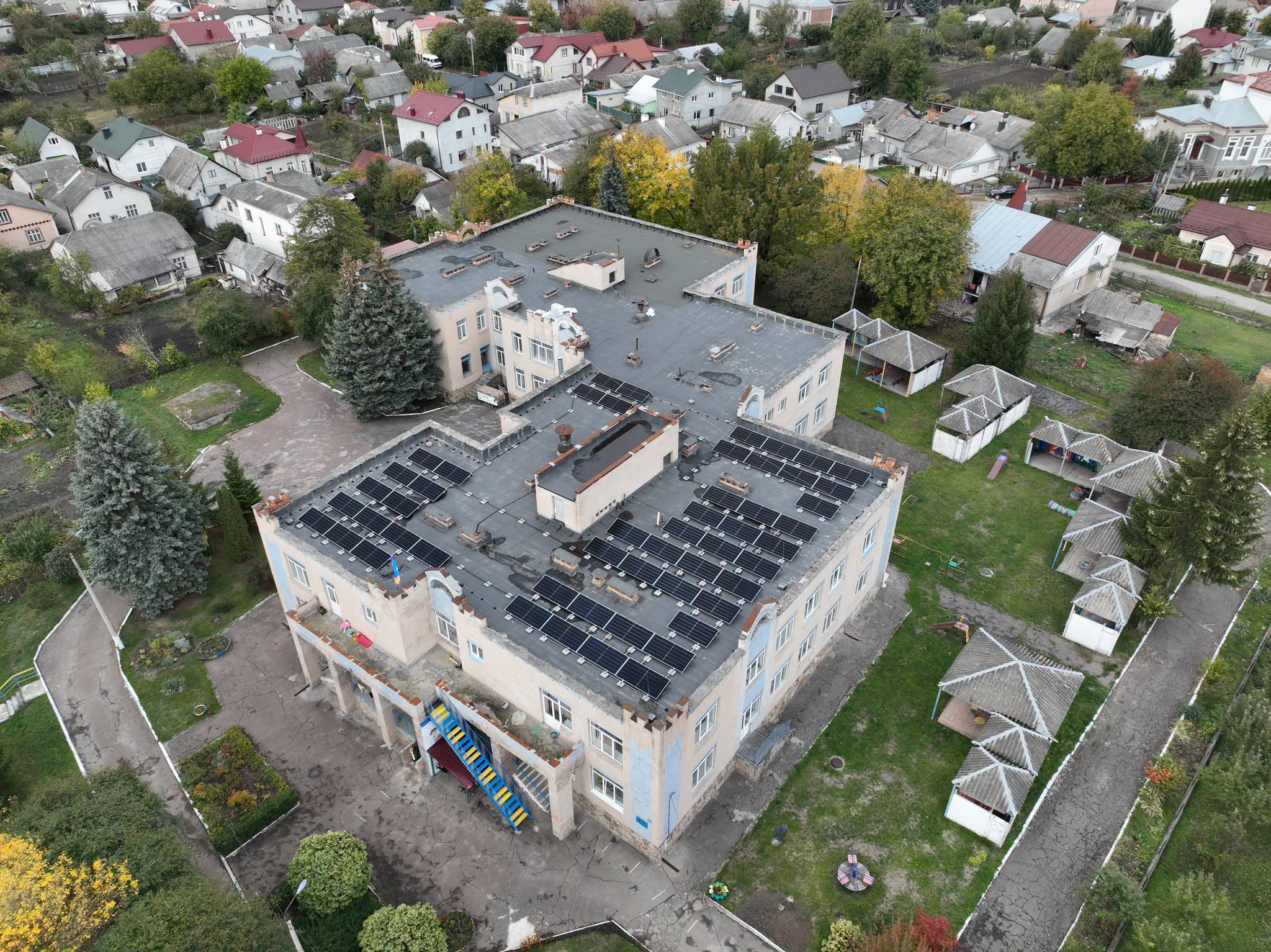 Новини Тернополя - фото з У всіх дитсадках Чорткова встановили сонячні електростанції