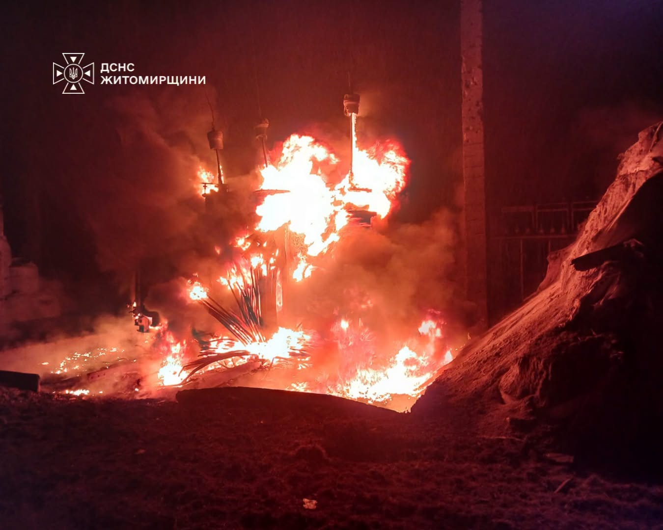 Новини Житомира - фото з Два дні поспіль ворог не припиняє спроб знищити критичну інфрастуру Житомирщини