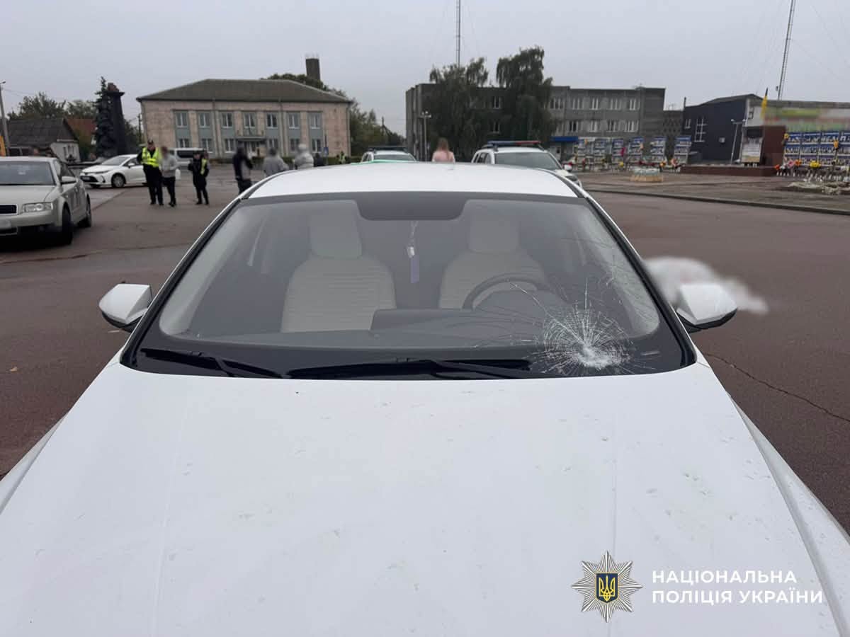Новини Житомира - фото з У Черняхові під колесами легковика загинув пішохід