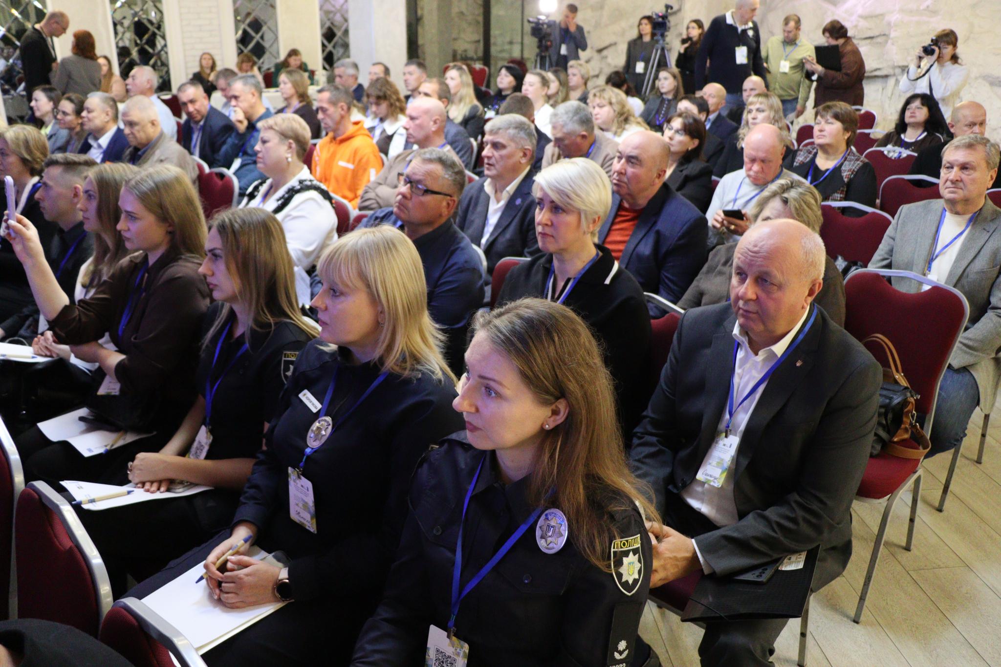 Новини Вінниці - фото з Бізнесу — фахівці, студентам — робота: про що говорили на зустрічі освітян, підприємців та влади