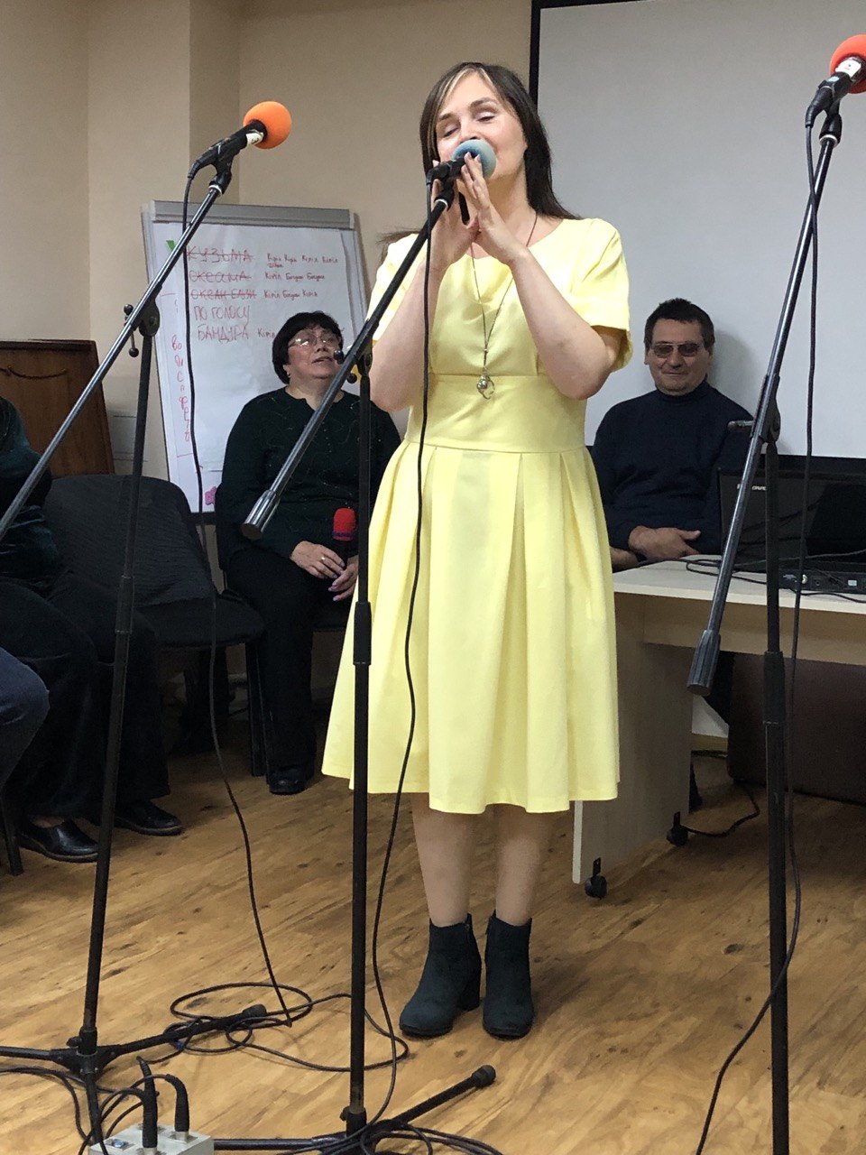 Новини Вінниці - фото з На концерті в центрі реабілітації «Гармонія» «Червону руту» заспівали всі присутні