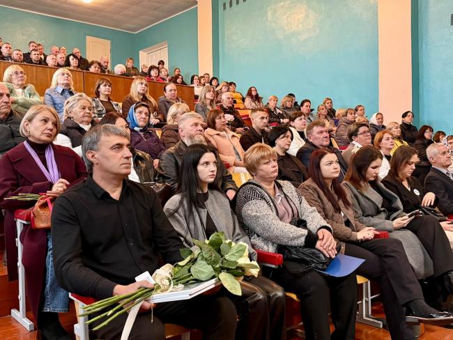 Новини Вінниці - фото з «Сповідь про Героя»: у Бершаді презентували книгу про Владислава Бомбелу, який загинув за Україну
