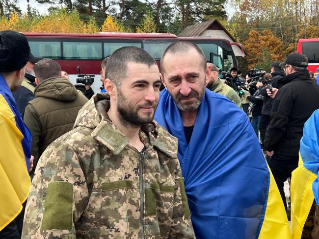 Новини Вінниці - фото з 270 українців повернулися з російського полону. Серед них — п’ятеро, яких вважали загиблими в Оленівці