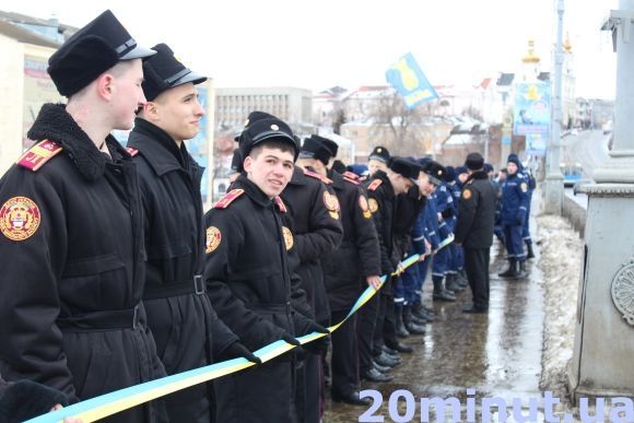https://img.20minut.ua/uploads/photogallery/0005/84/thumb_483194_photogallery_m.jpeg?hash=2017-01-22-14-30-52
